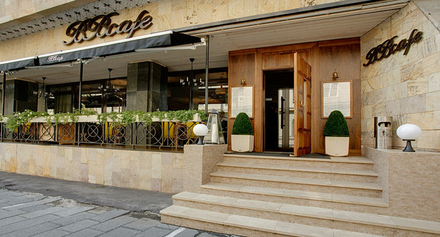 Летняя веранда The Nappe Bistro (ex. BB Cafe)